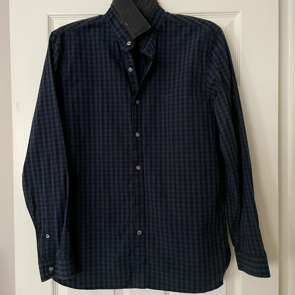 NWOT American eagle Navy Blue Checkered Shirt